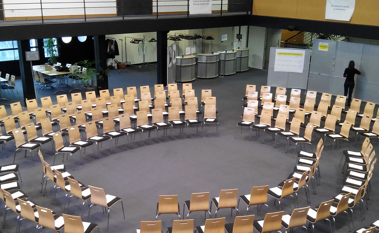 Réunion dans l'Atrium